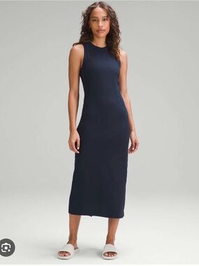Lululemon All Aligned ribbed midi dress in true navy - size 6 rip tag attached